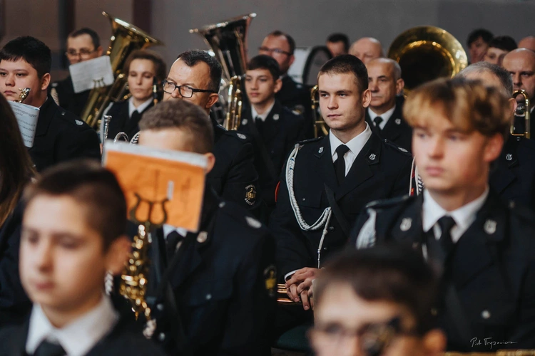 Puellae Orantes dla Niepodległej w Szczucinie