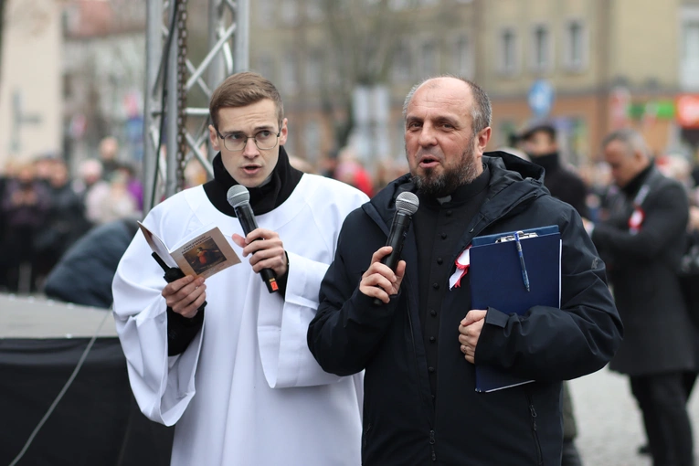 Obchody patronalne diecezji. Procesja z relikwiami św. Wiktorii 