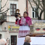 Obchody patronalne diecezji. Procesja z relikwiami św. Wiktorii 