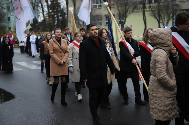 Obchody patronalne diecezji. Procesja z relikwiami św. Wiktorii 