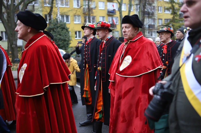 Obchody patronalne diecezji. Procesja z relikwiami św. Wiktorii 