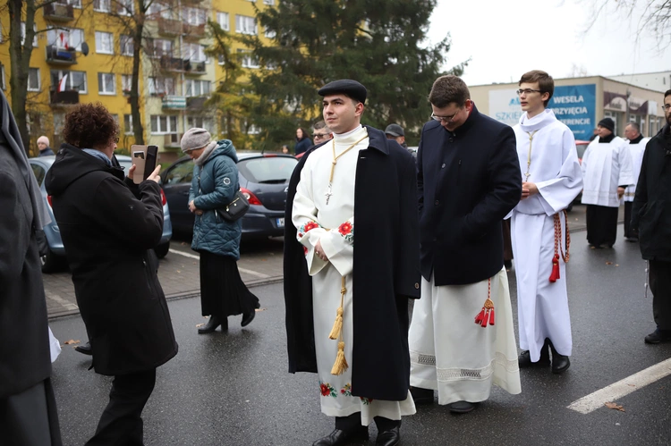 Obchody patronalne diecezji. Procesja z relikwiami św. Wiktorii 