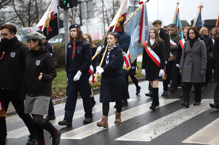 Obchody patronalne diecezji. Procesja z relikwiami św. Wiktorii 