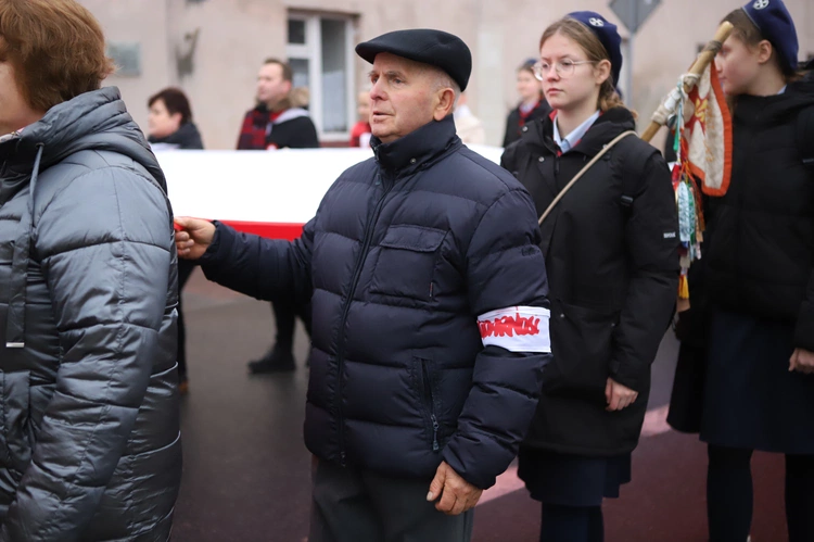 Obchody patronalne diecezji. Procesja z relikwiami św. Wiktorii 