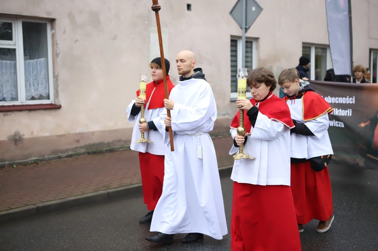 Obchody patronalne diecezji. Procesja z relikwiami św. Wiktorii 