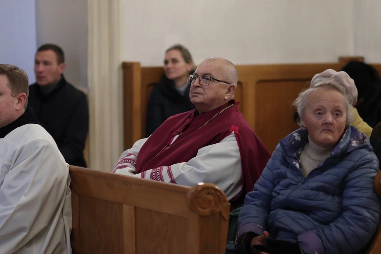 Obchody patronalne diecezji. Procesja z relikwiami św. Wiktorii 