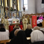 Obchody patronalne diecezji. Procesja z relikwiami św. Wiktorii 