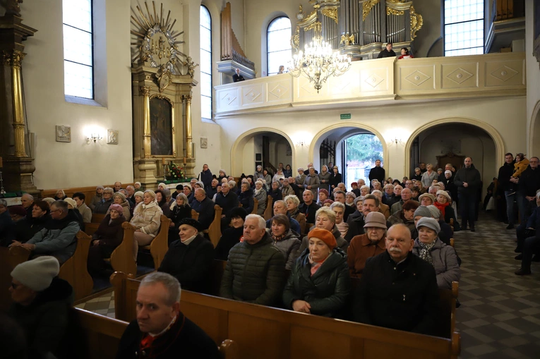 Obchody patronalne diecezji. Procesja z relikwiami św. Wiktorii 