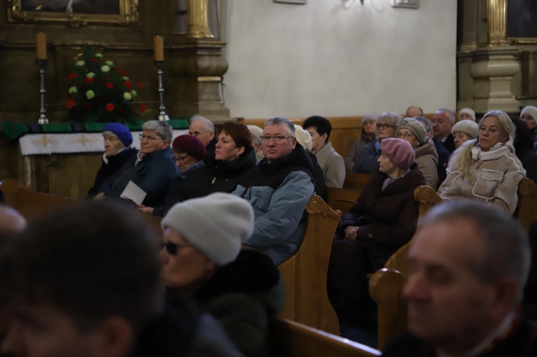 Obchody patronalne diecezji. Procesja z relikwiami św. Wiktorii 