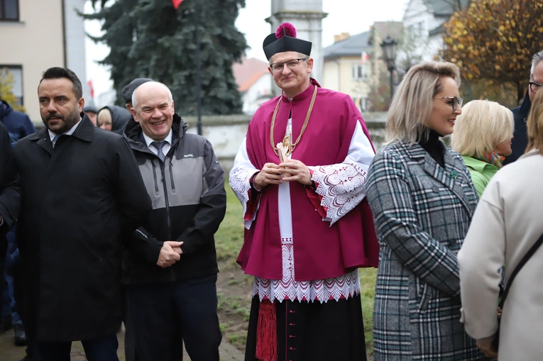 Obchody patronalne diecezji. Procesja z relikwiami św. Wiktorii 