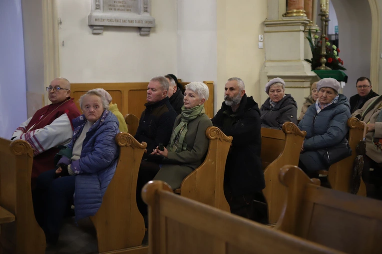Obchody patronalne diecezji. Procesja z relikwiami św. Wiktorii 