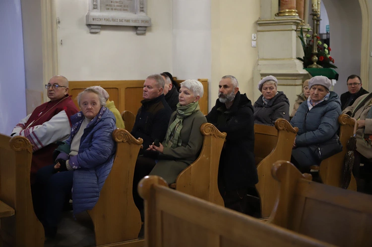 Obchody patronalne diecezji. Procesja z relikwiami św. Wiktorii 
