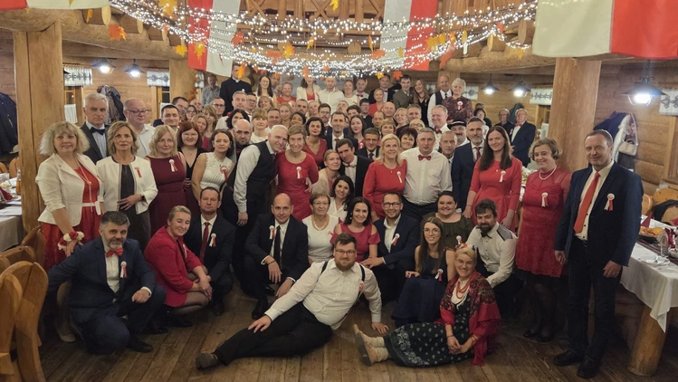 Niepodległościowy Bal Bezalkoholowy 2025