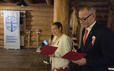 Niepodległościowy Bal Bezalkoholowy 2025