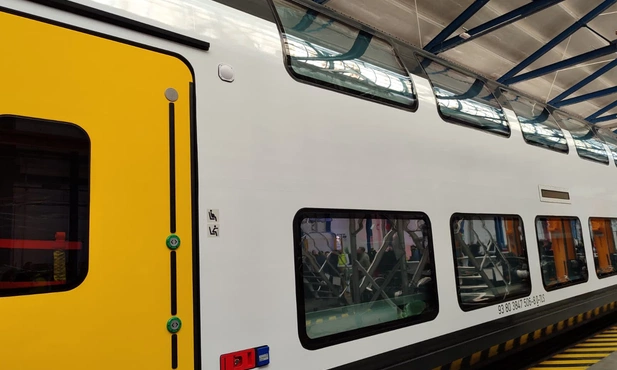 Chorzów. Umowa na dostawę piętrowych pociągów dla PKP Intercity. Osiągają prędkość do 200 km/h