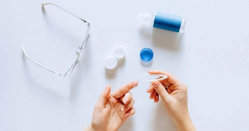 Soczewki kontaktowe – jak wybrać najlepsze dla siebie