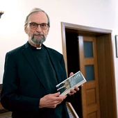 Ks. Manfred Deselaers  podczas spotkania w parafii katedralnej. 