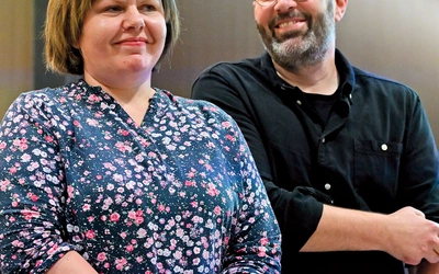 Jadwiga Wójciak i Daniel Podobiński o prowadzonych poszukiwaniach opowiedzieli podczas listopadowego Łambinowickiego Spotkania Muzealnego.