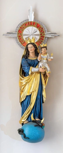 Figura Matki Bożej z kapliczki Panków, obecnie w dębickim kościele klasztornym służebniczek. 