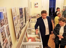 To trzeba zobaczyć. Tak wiele śladów po św. Janie Pawle  II to unikat! Ekspozycja  będzie czynna  do 15 grudnia.