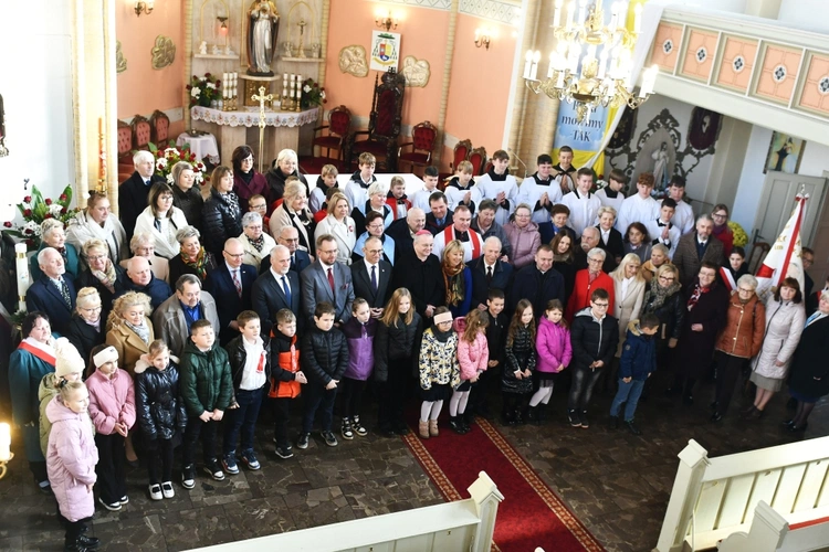 Szkoła Podstawowa im. Jana Pawła II w Trzebiczu ma już 80 lat