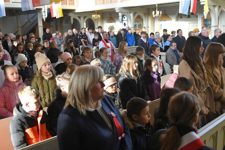 Szkoła Podstawowa im. Jana Pawła II w Trzebiczu ma już 80 lat