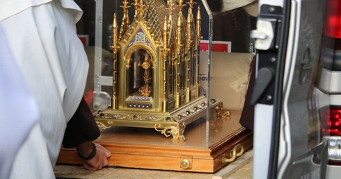 Peregrynacja relikwii św. św. Teresy od Dzieciątka Jezus oraz jej rodziców: świętych Zelii i Ludwika