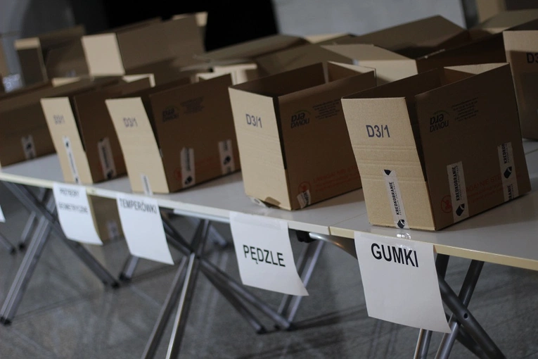 Akcja dobroczynna "Kredkobranie"