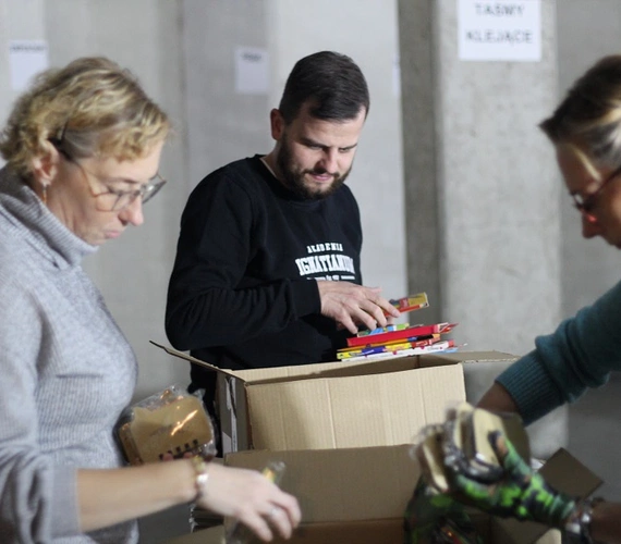 Akcja dobroczynna "Kredkobranie"