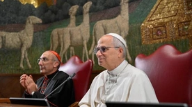 Leon XIV apeluje o wysoki poziom kształecenia uniwersyteckiego