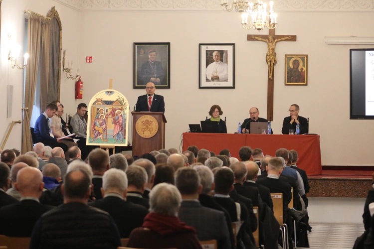 Czwarte obrady plenum Synodu Archidiecezji Wrocławskiej 