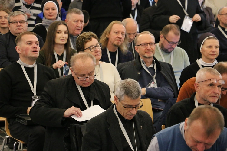 Czwarte obrady plenum Synodu Archidiecezji Wrocławskiej 