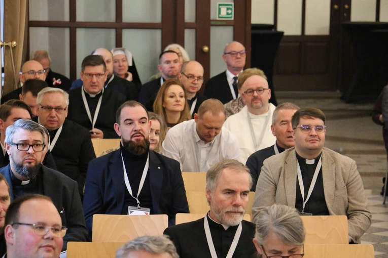 Czwarte obrady plenum Synodu Archidiecezji Wrocławskiej 