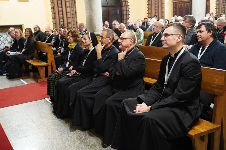 Synod archidiecezji wrocławskiej. W stronę misji