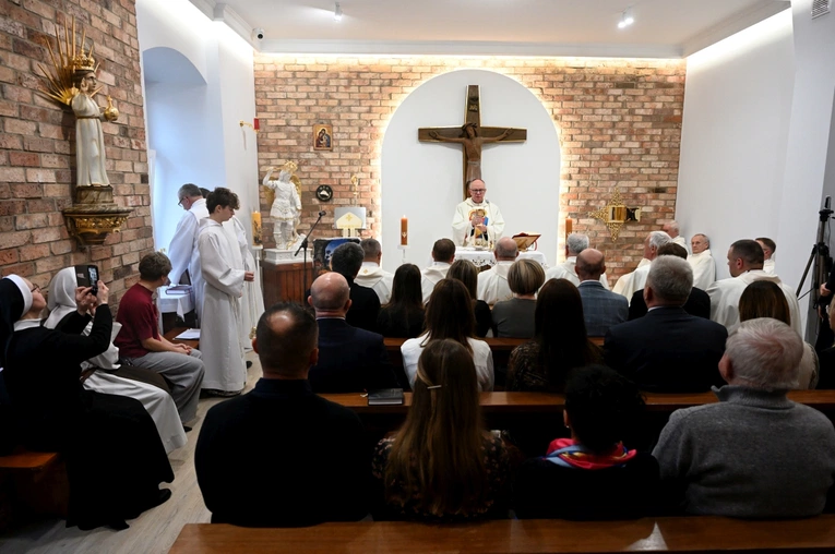 Poświęcenie kaplicy w DTD Nazaret w Jemielnicy