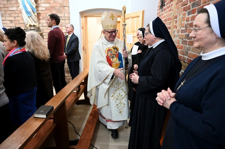 Poświęcenie kaplicy w DTD Nazaret w Jemielnicy