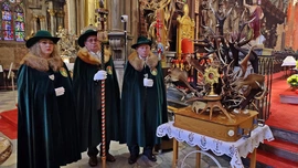 Myśliwi i leśnicy modlili się w archikatedrze, świętując jubileusz