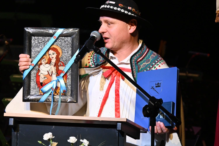 Piękne karty historii związku zawodowego 