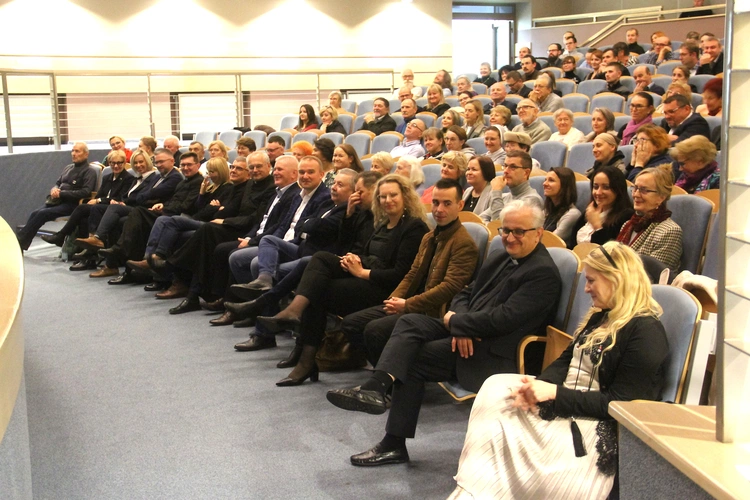 Badania ujawniają kolejne tajemnice z głębi tarnowskiej katedry