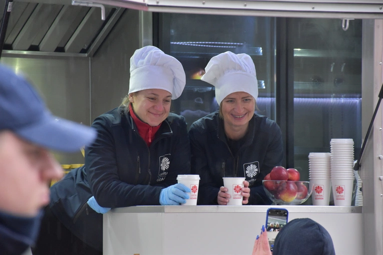 Nowy food truck Caritas