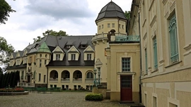 Weekend w klasztorze – czas ciszy, modlitwy i refleksji w Bagnie