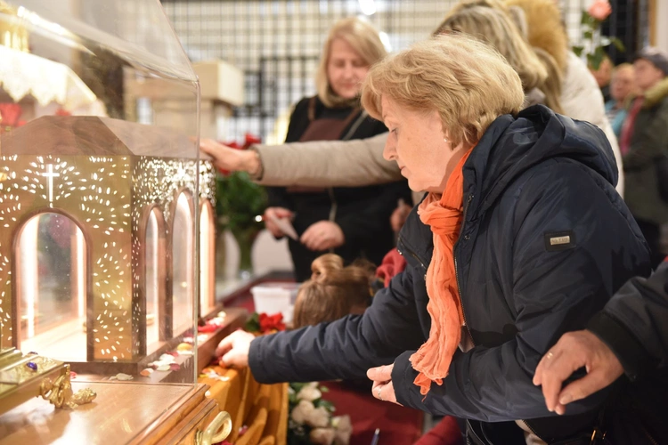 Relikwie św. Teresy od Dzieciątka Jezus i jej rodziców w Tarnowie