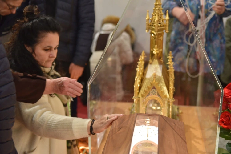 Relikwie św. Teresy od Dzieciątka Jezus i jej rodziców w Tarnowie