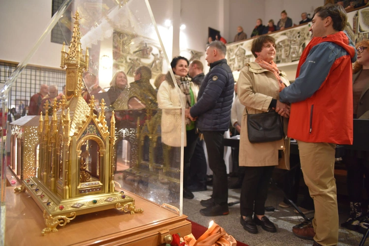 Relikwie św. Teresy od Dzieciątka Jezus i jej rodziców w Tarnowie