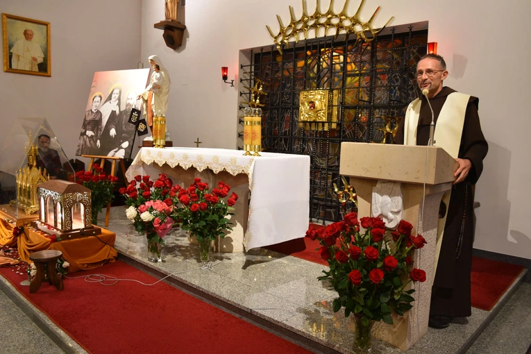 Relikwie św. Teresy od Dzieciątka Jezus i jej rodziców w Tarnowie