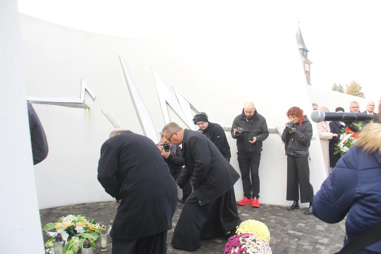 Zabawa. Obchody Światowego Dnia Pamięci Ofiar Wypadków Drogowych