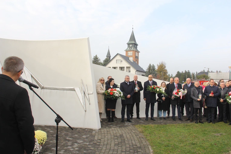 Zabawa. Obchody Światowego Dnia Pamięci Ofiar Wypadków Drogowych