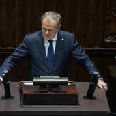 Premier Tusk: Za akt dywersji na kolei odpowiada dwóch Ukraińców działających z Rosją