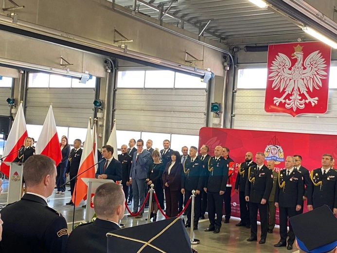 Katowice. Strażacy uhonorowani podczas wojewódzkich obchodów Narodowego Święta Niepodległości