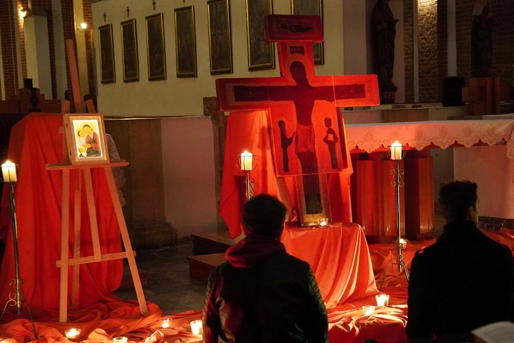 Modlitwa Taizé w ramach obchodów 60. rocznicy orędzia biskupów polskich do niemieckich